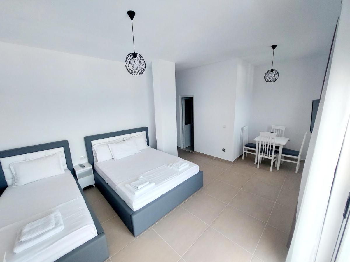 Makla Apartment Саранде Екстериор снимка