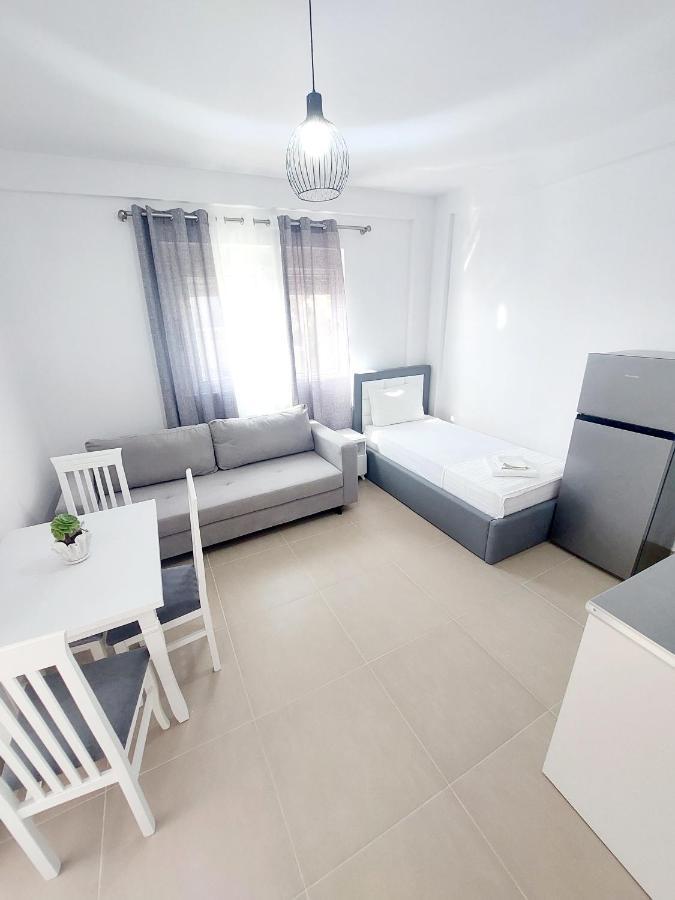 Makla Apartment Саранде Екстериор снимка