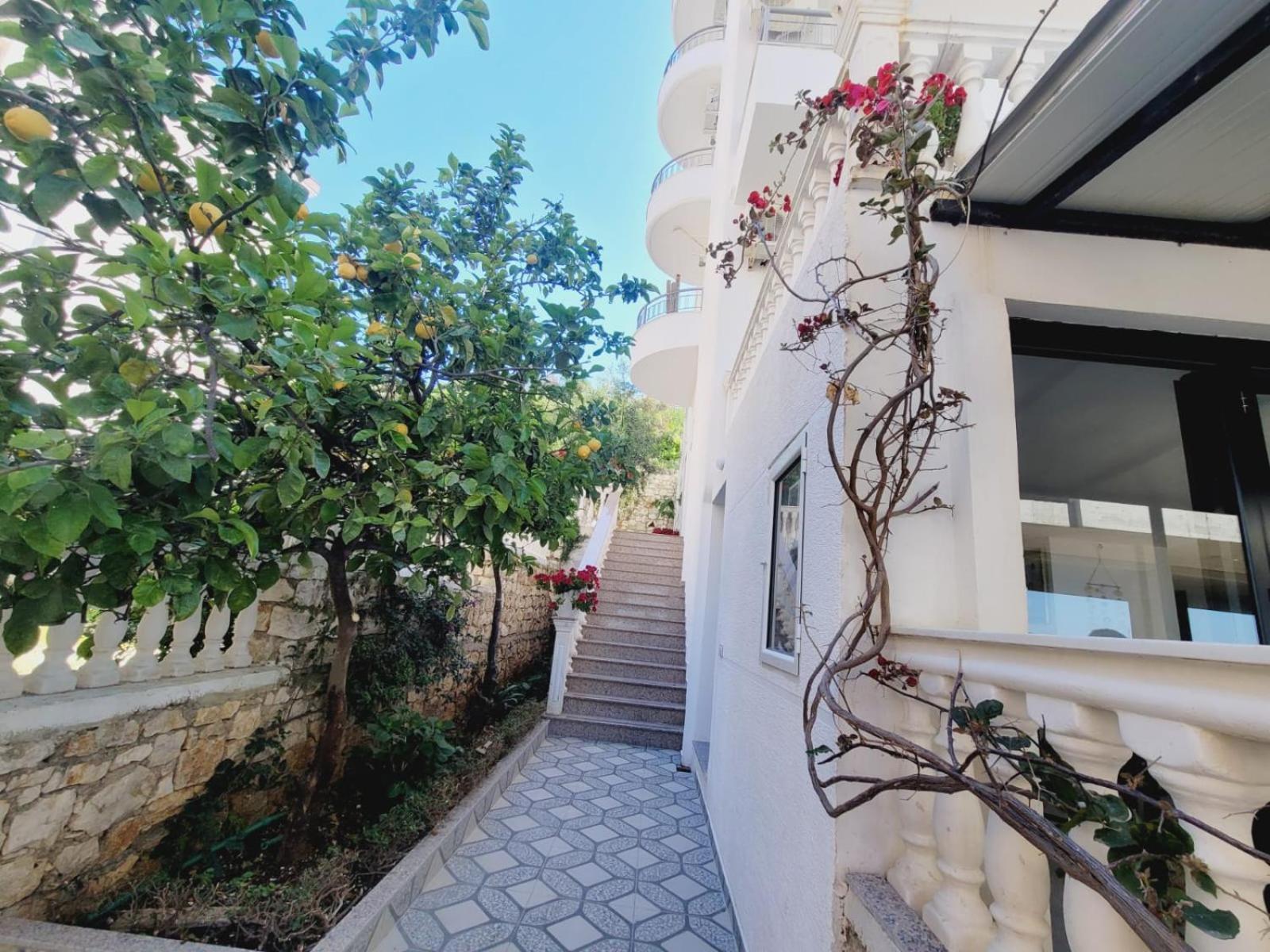 Makla Apartment Саранде Екстериор снимка